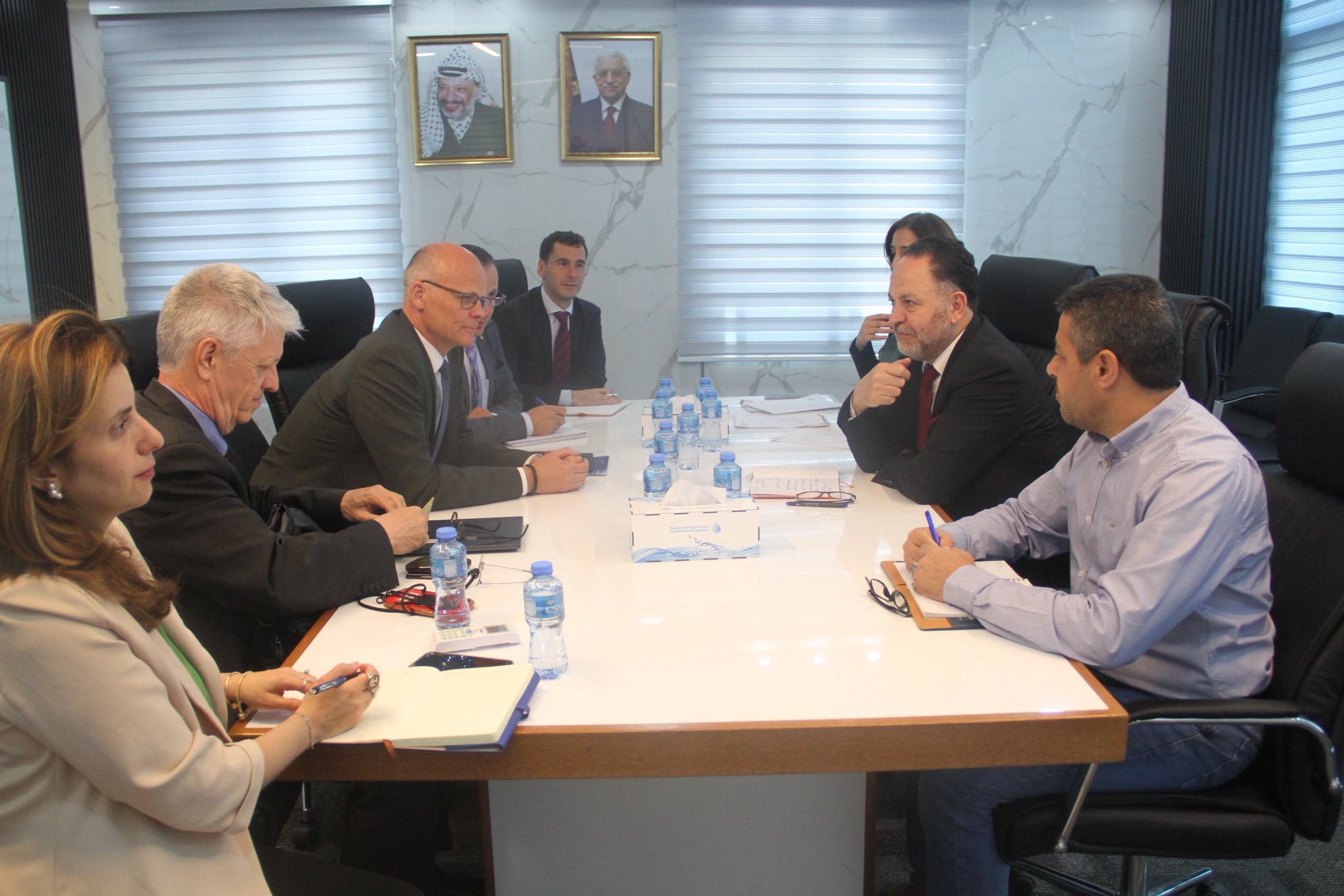 لوزير الميمي يبحث مع البنك الدولي تطورات مشاريع المياه والصرف الصحي ويؤكد أهمية دعم إنشاء مرافق مياه جديدة