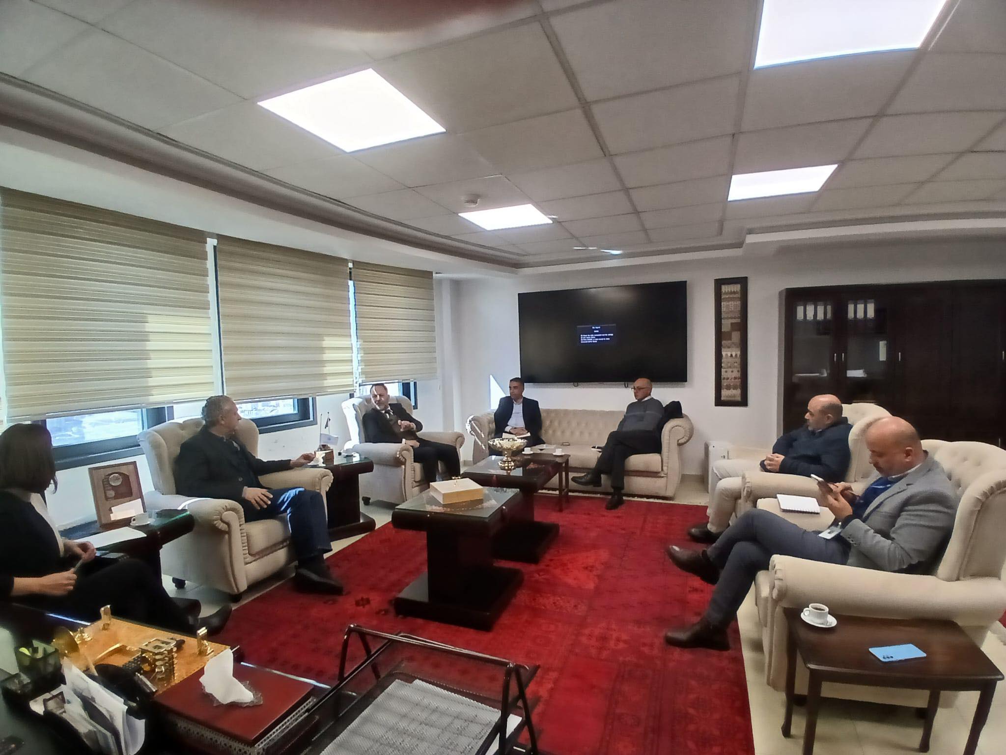 الوزير د. زياد الميمي يستقبل وفدا من مصلحة مياه محافظة القدس ويؤكد أهمية الشراكة لتعزيز صمود قطاع المياه