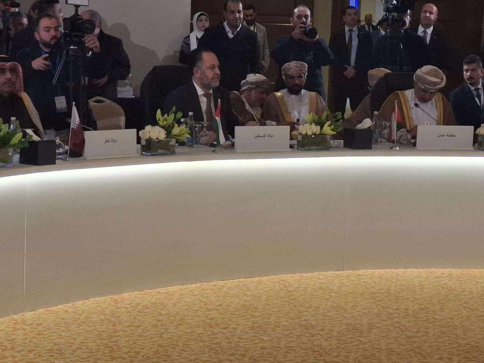 د.ميمي: أرفع لكم صوت أبناء شعبنا والتي أصبحت المياه جزءا لا يتجزأ من معركتهم اليومية مع الاحتلال&#34;