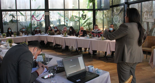 سلطة المياه تعقد ورشة عمل توجيهية حول المشاركة المجتمعية في قطاع المياه 
