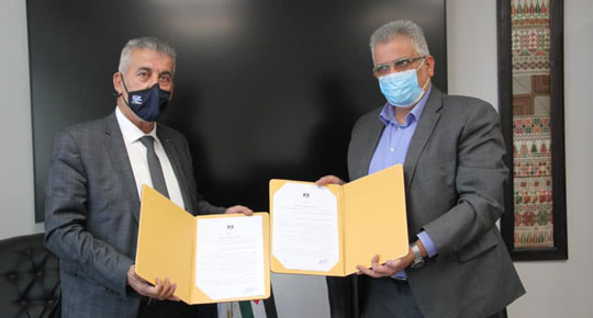 م. غنيم وم. الصالح يوقعان مذكرة تفاهم
