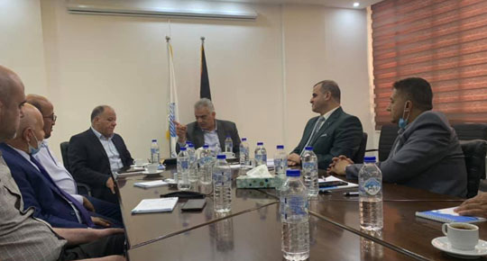 الوزير غنيم يطلع على احتياجات بلديات محافظة خانيونس
