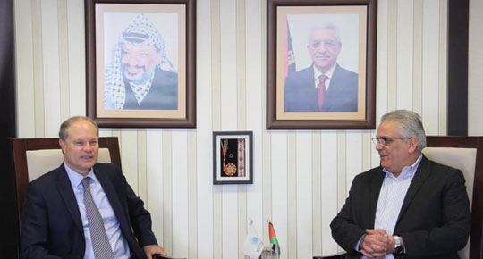 القنصل الفرنسي: سنواصل التعاون مع سلطة المياه لتلبية احتياجات هذا القطاع الحيوي الذي نعتبره أولوية"
