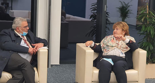 ضمن مشاركته في أعمال قمة بودابست ... الوزير مازن غنيم يلتقي نائب المدير العام لمنظمة الصحة العالمية 

