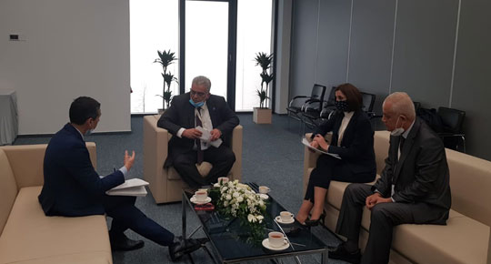 الوزير غنيم يعقد لقاءات مع منظمات دولية عاملة في المياه والصرف الصحي
