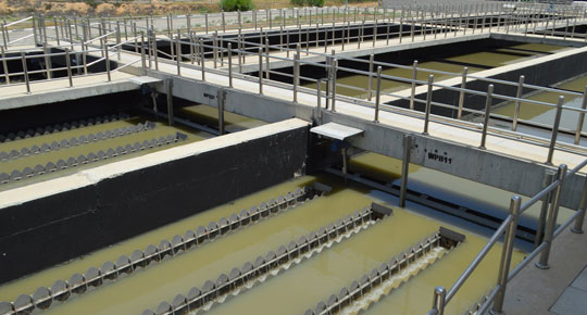 سلطة المياه تعلن عن اعادة تشغيل  محطات المياه والمعالجة في غزة
