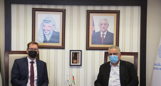 خلال لقائه مدير التعاون الهولندي ... الوزير غنيم:أولويات تنفيذ المشاريع  تنطلق وفق الاحتياجات الفعلية للتجمعات الفلسطينية

