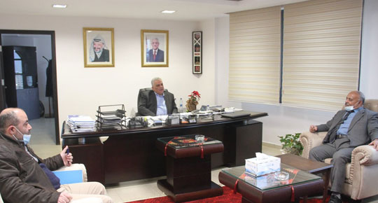 خلال لقائه بلدية سيلة الظهر ...
م.غنيم: مشاكل فنية في الشبكة ونسبة الفاقد العالية تتسبب في نقص كميات المياه
