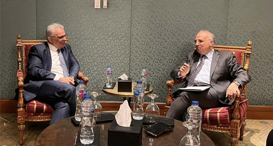 وزير المياه الفلسطيني يلتقي نظيره المصري ويبحثان قضايا التعاون المشترك