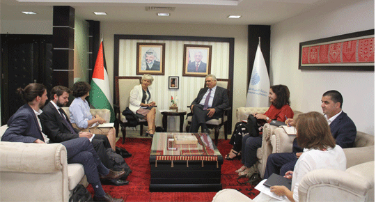 Minister Ghunaim met with representatives from the French Agency to review the status of projects funded by the French government