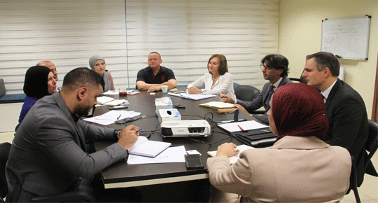 سلطة المياه تناقش مشروع صرف صحي شمال شرق رام الله مع بنك الاستثمار الاوروبي
