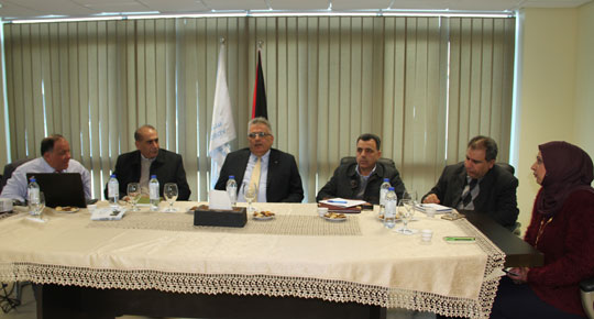 الوزير غنيم يتراس الاجتماع الاول للجنة التوجيهية لبرنامج التحلية المركزية