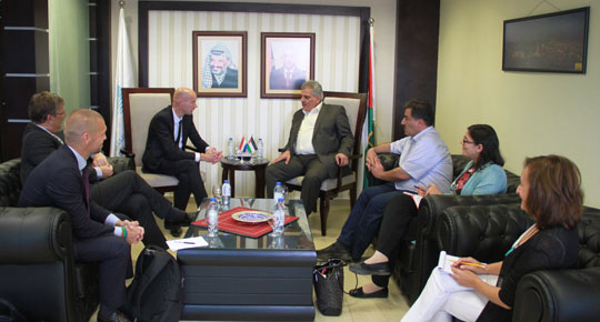 الوزير غنيم يلتقي المبعوث الهولندي الخاص لشؤون المياه الدولية