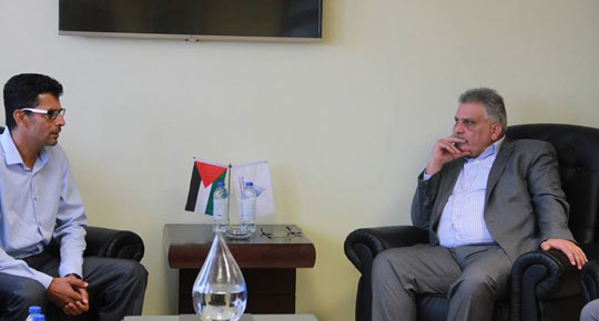 خلال لقائه مجلس فقوعة
م. غنيم سنعمل على تنفيذ مشروع شبكة المياه