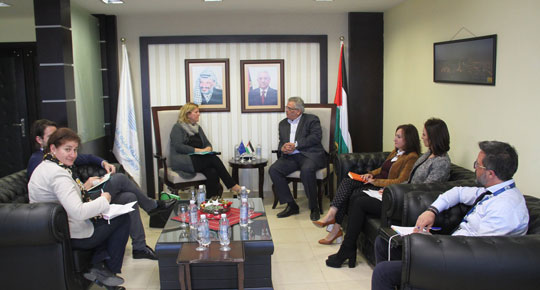 الوزير غنيم يبحث المشاريع التطويرية للاتحاد الاوروبي في قطاع المياه والصرف الصحي
