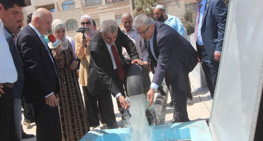 بمشاركة وزيري المياه والحكم المحلي ... افتتاح مشروع شريان الحياة ... نابلس تتخلص من ازمتها المائية

