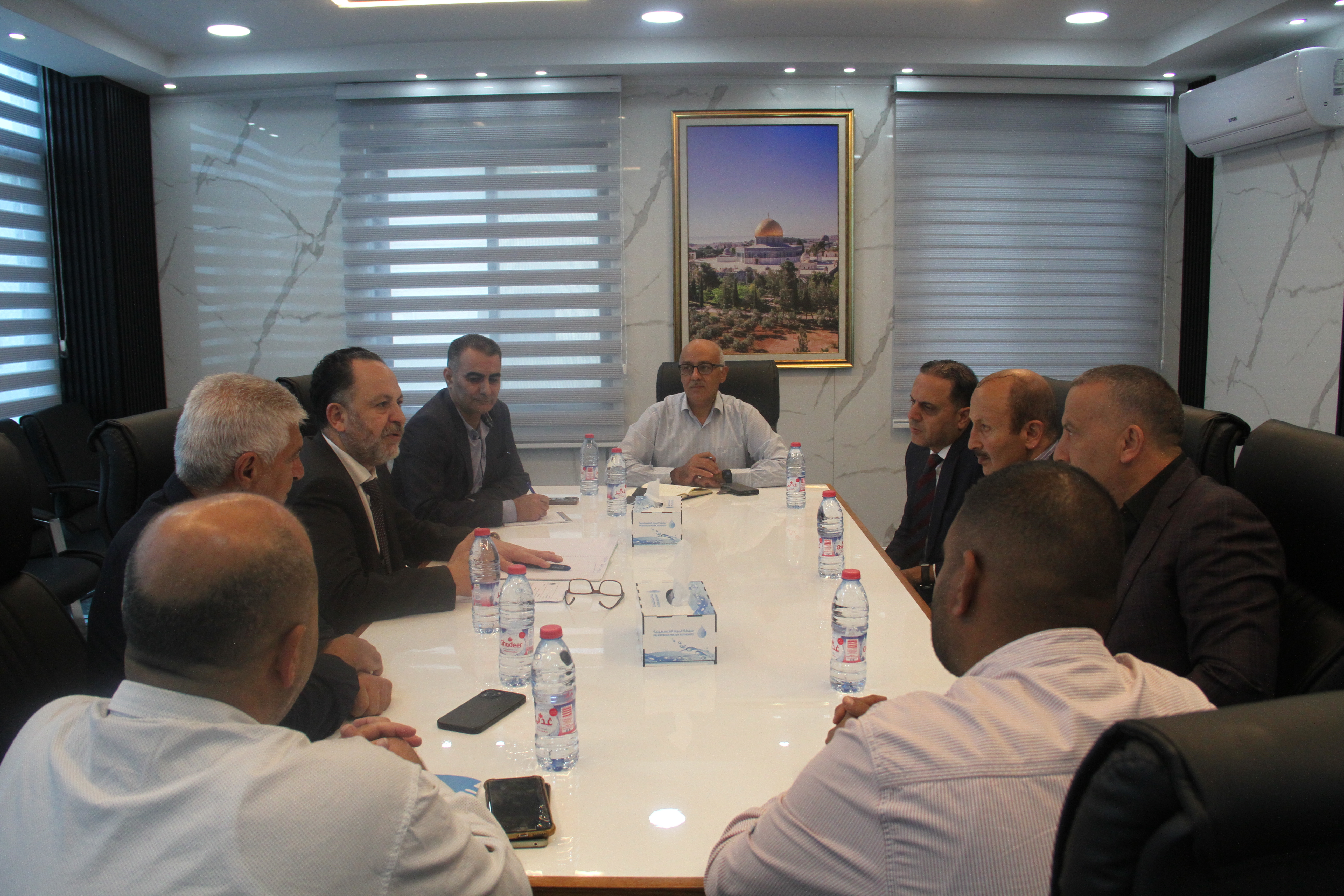 د. ميمي يؤكد على ضرورة تقييم الوضع الفني في البلدية وحل الإشكاليات الحالية