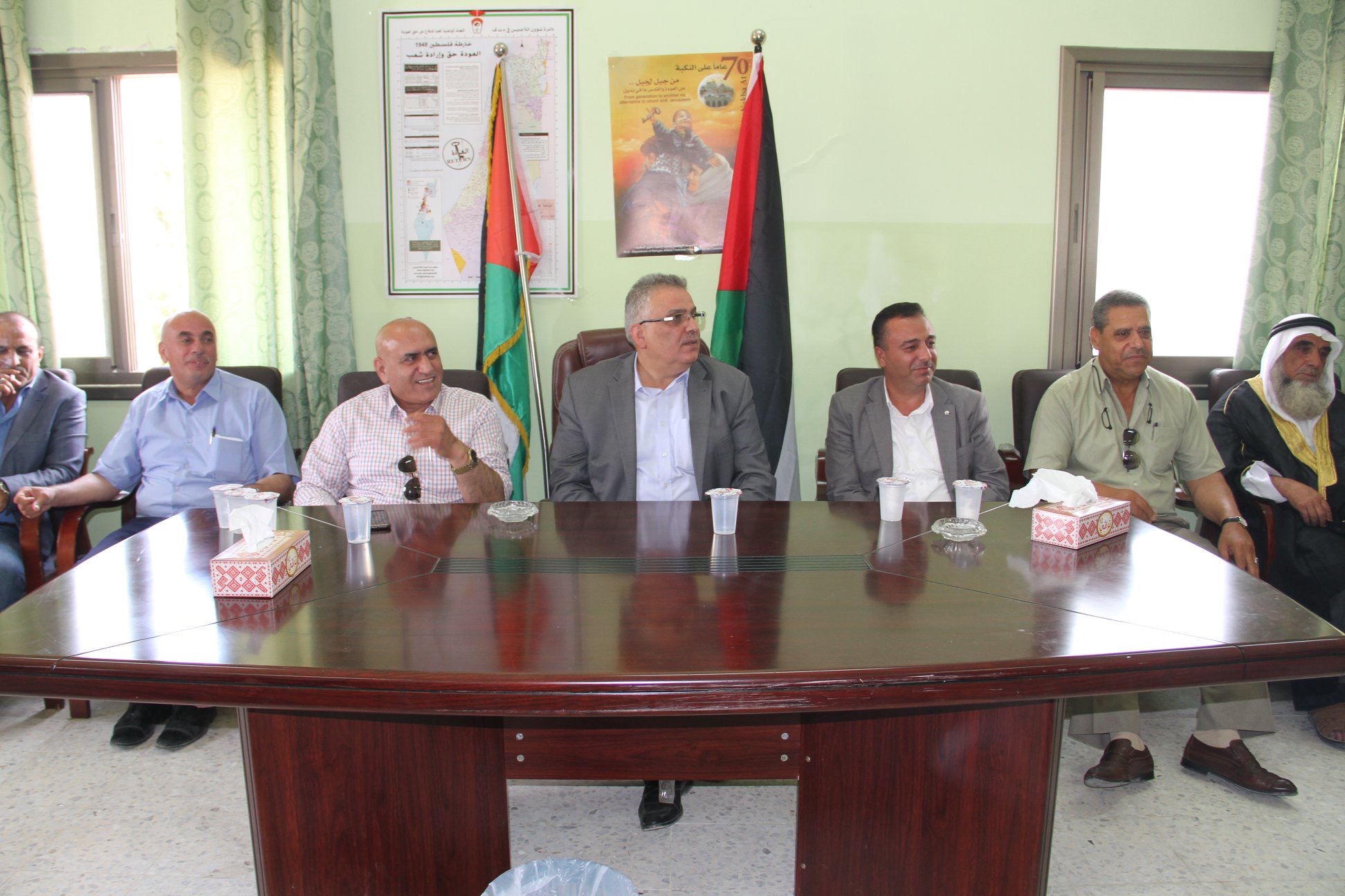 في جولة لمحافظتي الأغوار وجنين ... الوزير غنيم: نسعى للوصول إلى الحق الفلسطيني كاملا في المياه وليس زيادة في الكمية هنا وهناك
تطوير مصادر المياه على  سلم أولوياتنا ... تطوير مصادر المياه على سلم أولوياتنا
